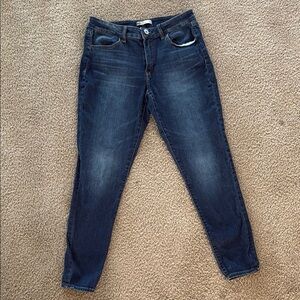 SO Blue Ankle Cropped Jeans with Tapered Fit